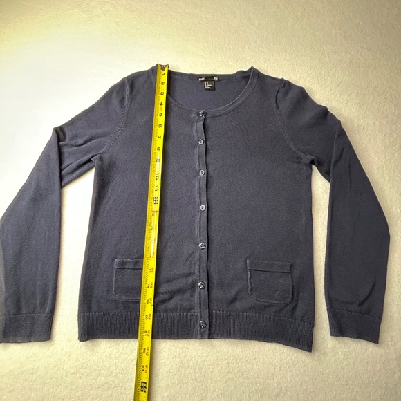 H&M Women's Basic Long Sleeve Button Up Cardigan Sweater Size Small Navy Blue - Picture 7 of 13